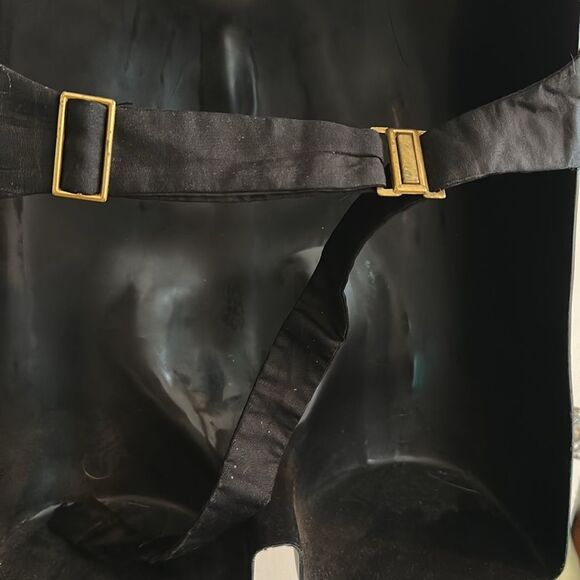 Vintage Black Satin Men's Cummerbund - adjustable from 28” to 48” - Picture 2 of 4